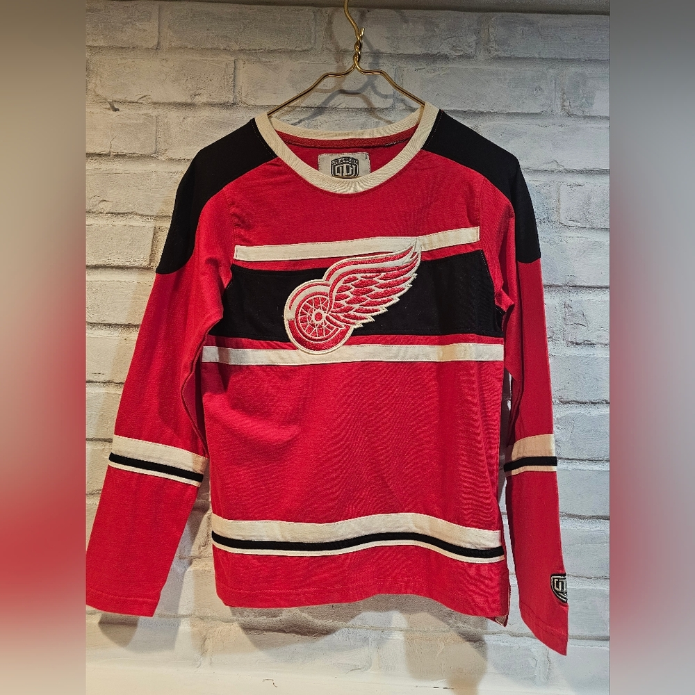 Youth Detroit Red Wings Vintage-Style Hockey Jersey - Red & Black Youth MEDIUM
